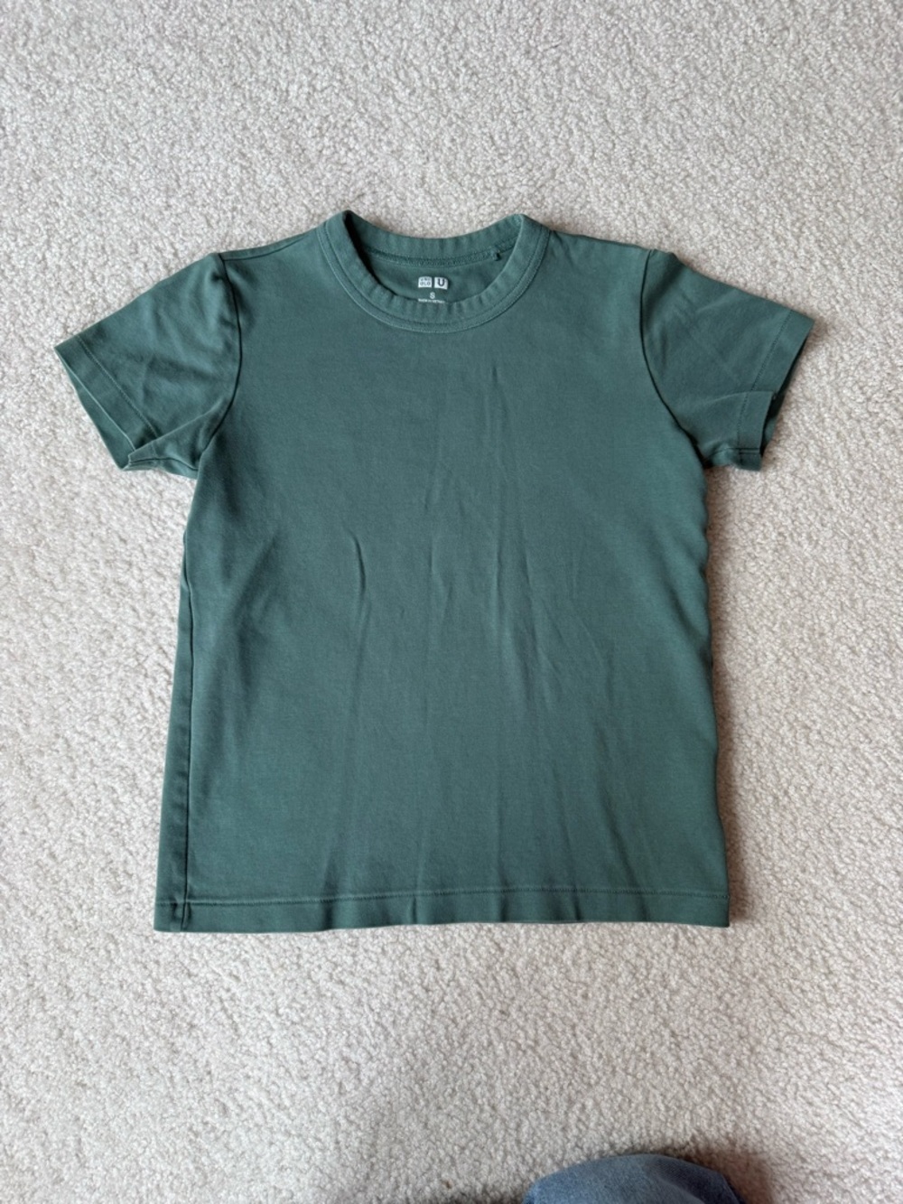 Uniqlo cotton tee